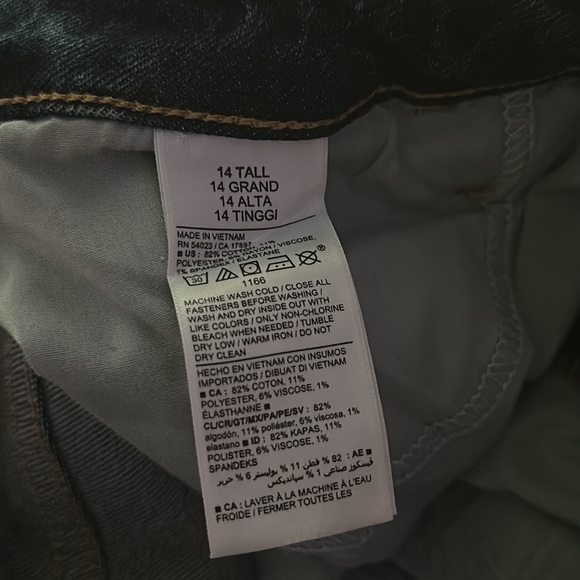 NWT Old Navy Higher high rise cropped flare jeans TALL - Picture 6 of 12